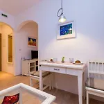 Historical Old Town Apartamento *