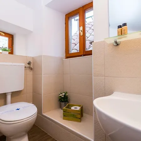 Historical Old Town Apartman