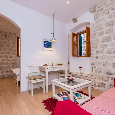 Historical Old Town Apartamento *