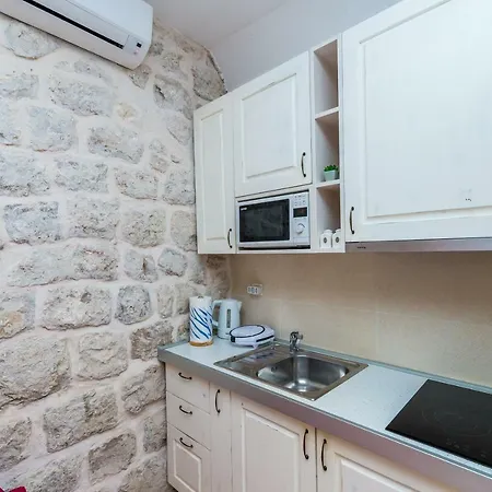 Historical Old Town Apartment *