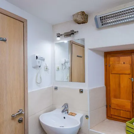 Historical Old Town Apartment