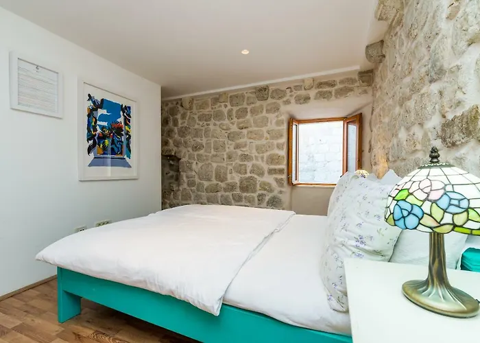 Historical Old Town דירה *