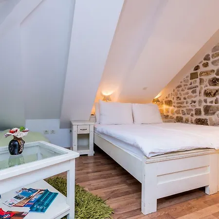 Апартаменты Historical Old Town *